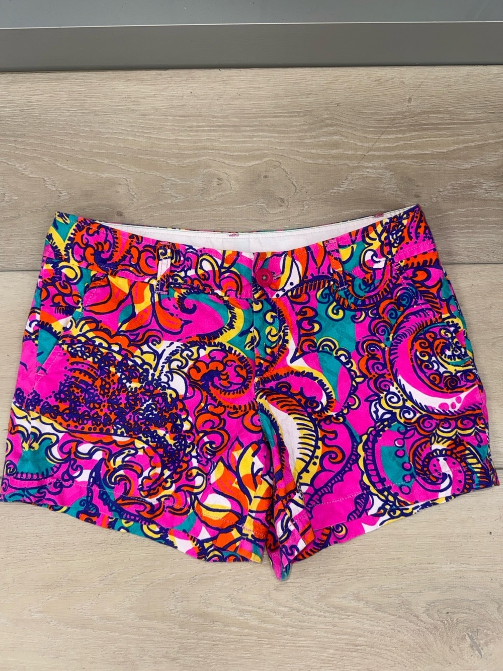 Lilly Pulitzer Vibrant Pink Teal Orange Paisley Bike Shorts - Picture 5 of 8
